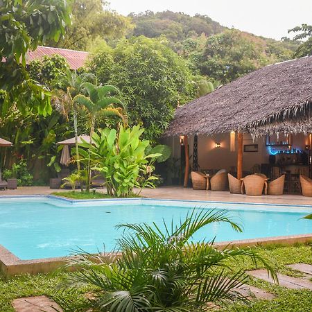 El Nido Coco Resort Buitenkant foto